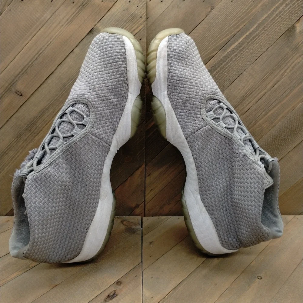 Jordan Future‎ Casual Sneakers Mens Size 14 Wolf Grey Metallic Silver Air Jordan
